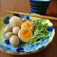 卵のにんにく醤油漬け