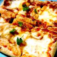 油揚げのネギ味噌グリュイエールチーズ焼き　　　本当は厚揚げで作りたかった💦