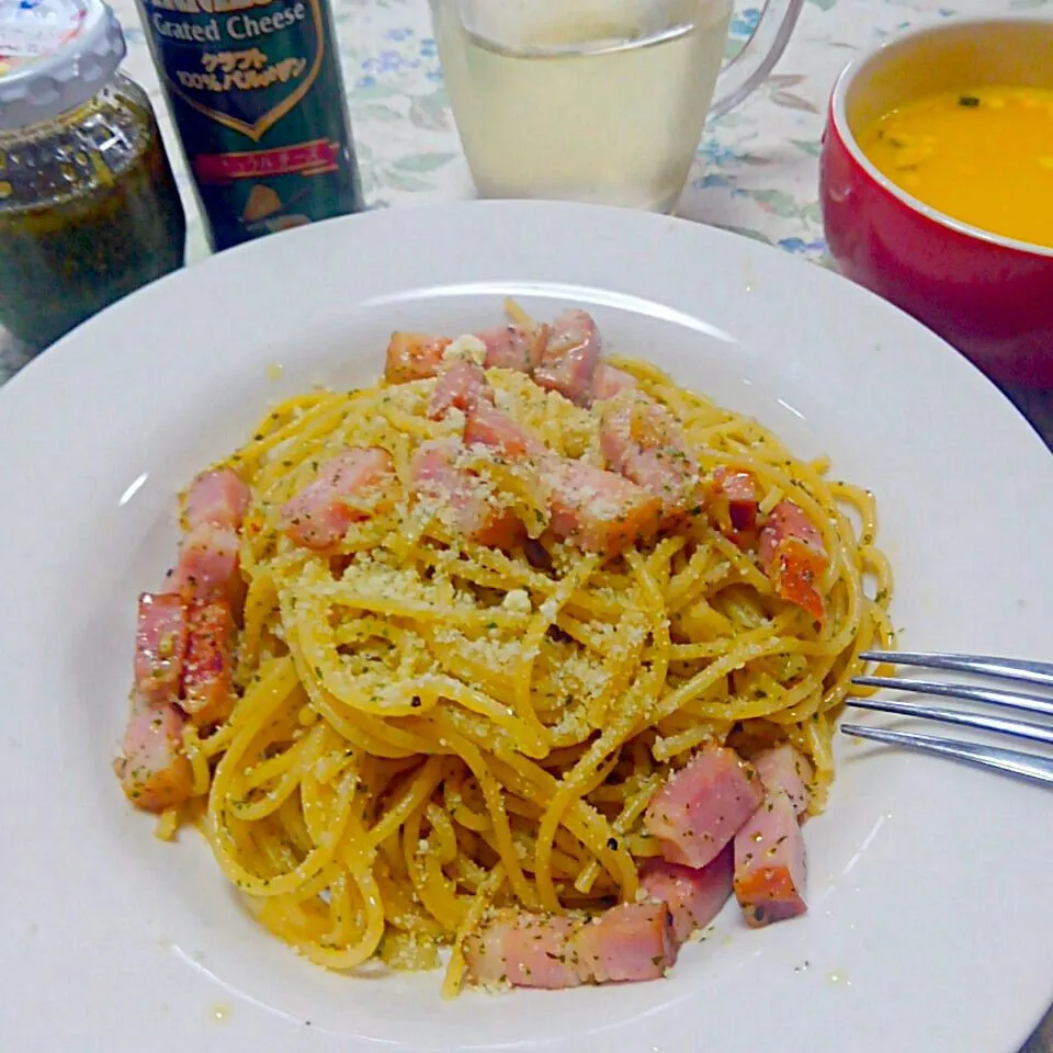 伯母さん作バジルソースでジェノベーゼパスタ🍝|うたかた。さん