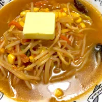 Snapdishの料理写真:味噌コーンバター野菜ラーメン|ChanRemiさん