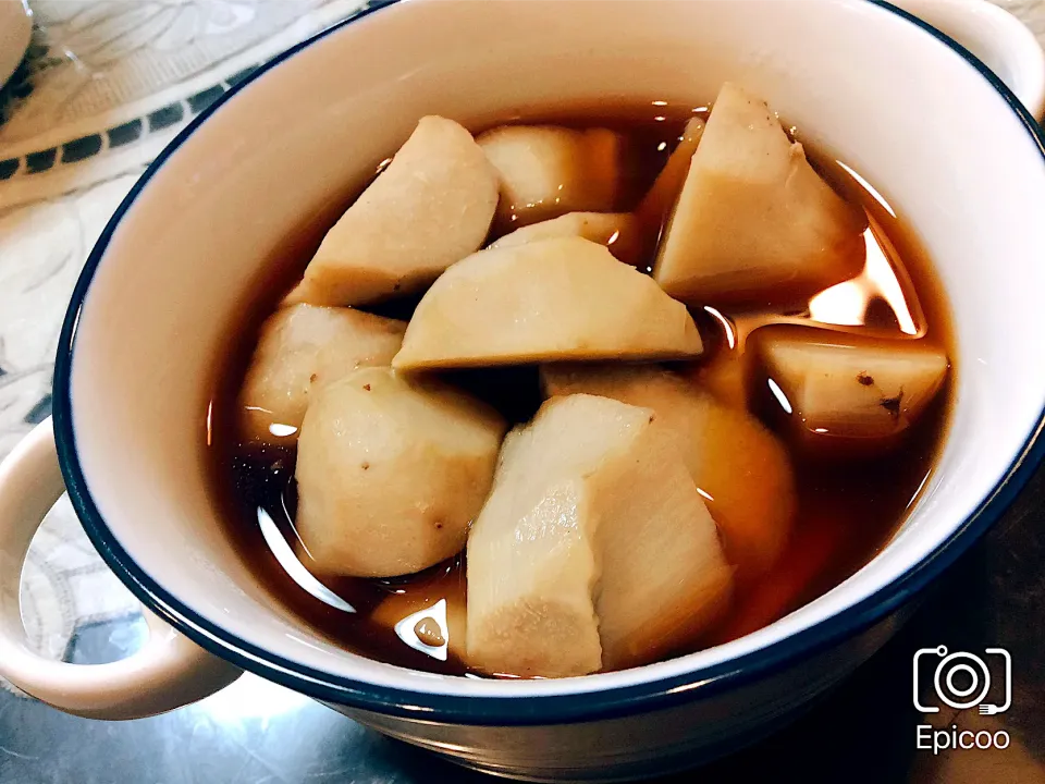 今日は里芋を食べよう😋|アライさんさん