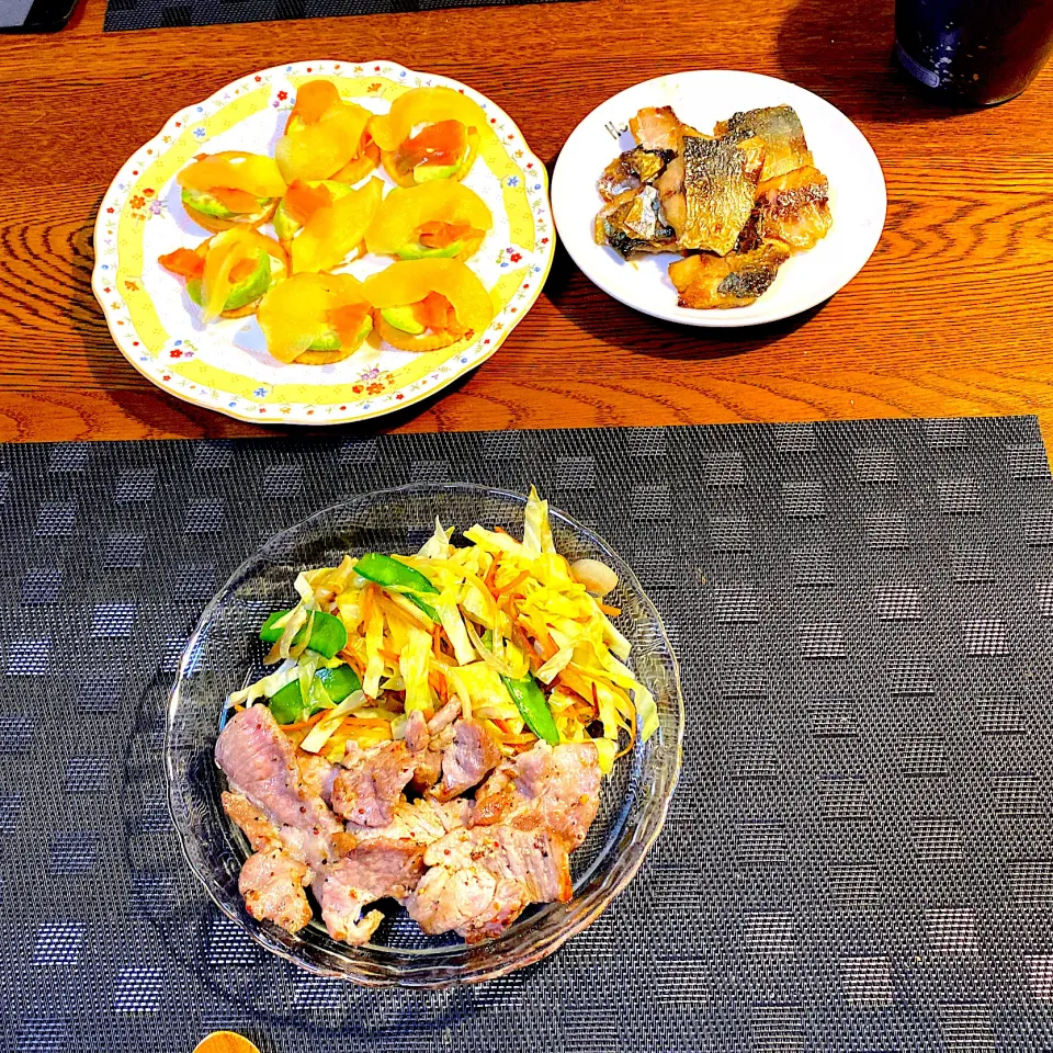 Snapdishの料理写真:豚ロースのレモン香味焼、野菜炒め、カナッペ、鯵蒲焼き、|yakinasuさん