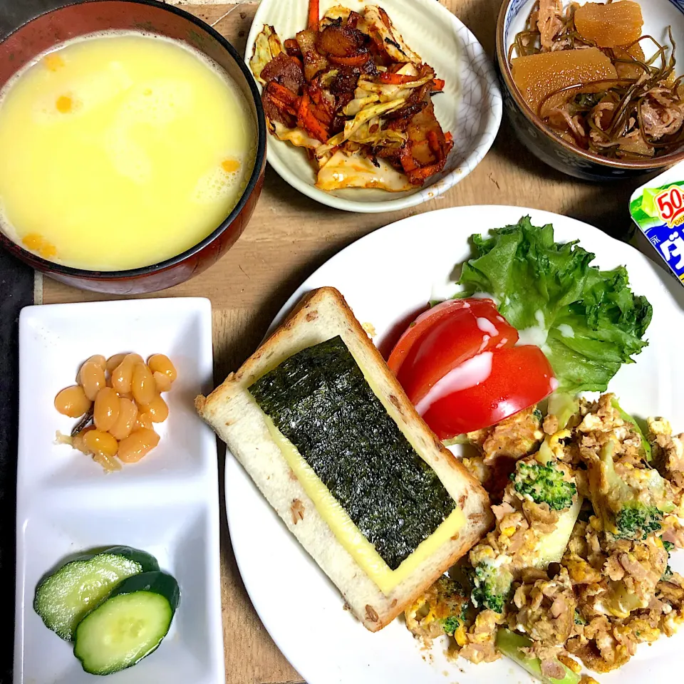 Snapdishの料理写真:今日の朝ごはん。|くのっちさん