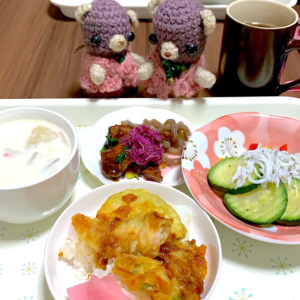 Snapdishの料理写真:お昼はヤオコー飯(*⁰▿⁰*)|chagashiさん