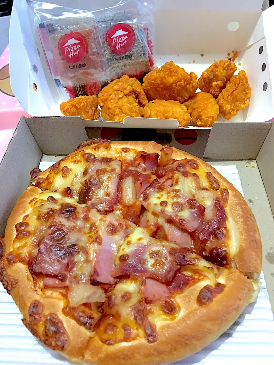 Hawaiian Pizza & Chicken Pop|Kararak & Foodsさん