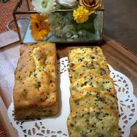 マダム とんちんさんの料理 マダム とんちんの料理 さつま芋と胡麻のパウンドケーキ🍠 めちゃうま❣