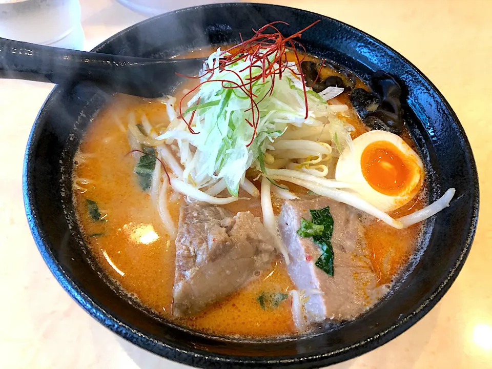 Snapdishの料理写真:二代目　女がじゅまるラーメン|Yukie  Toriseさん