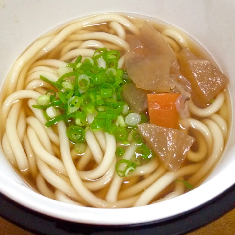 すき焼き風うどん🍲残りの具乗せてねッ🤗💕 #リメイク料理 #うどん|まいりさん