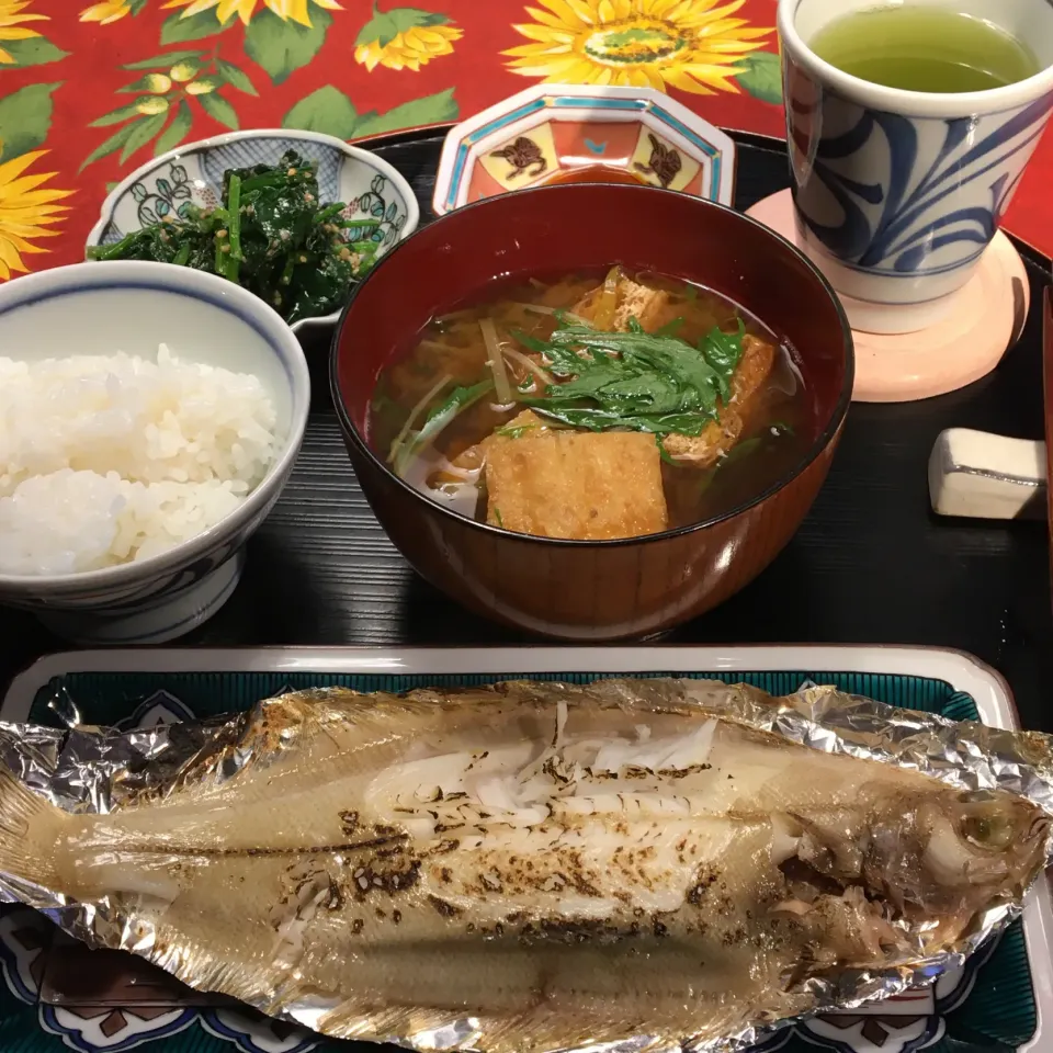 朝食　笹カレイ|通風じいさんと糖尿ばあさんの食卓さん