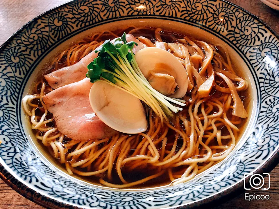 Snapdishの料理写真:醤油蛤中華そば🍜😋|アライさんさん