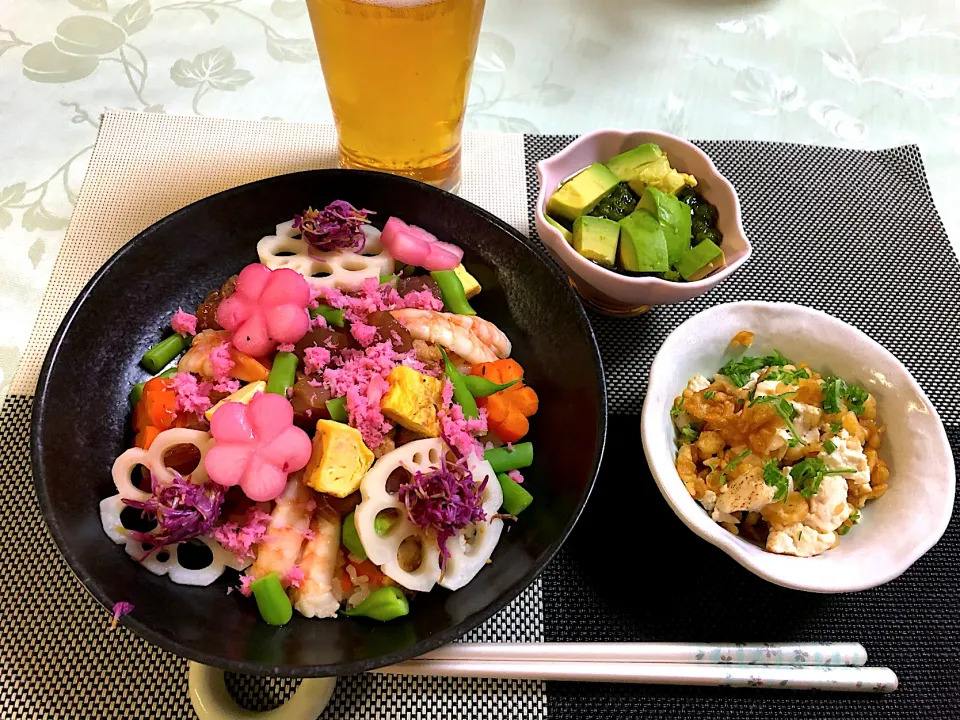 Snapdishの料理写真:ちらし寿司の晩ご飯🍚|ぽっちさん