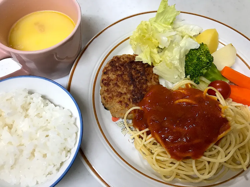 #ハンバーグ#ミートソースパスタ#彩り野菜#コーンスープ|やすあけさん