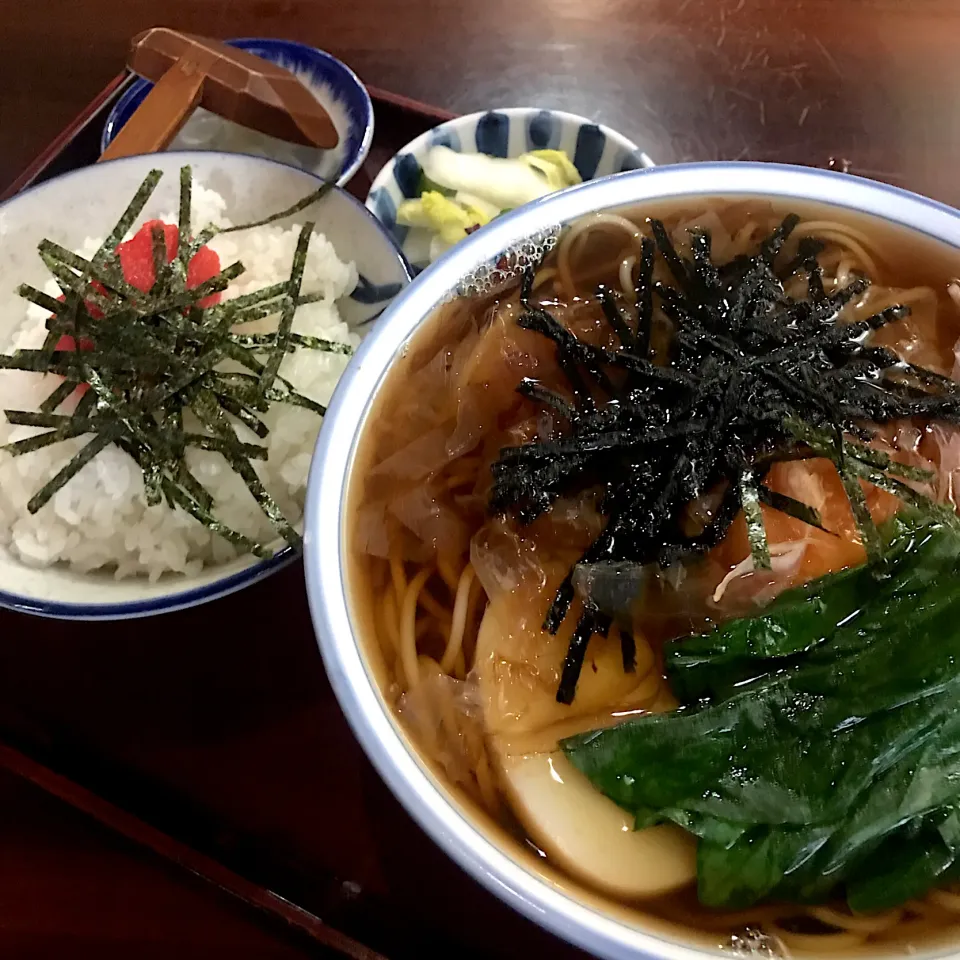 山かけ蕎麦と明太子ご飯のセット@相馬屋(月島)|塩豚骨さん