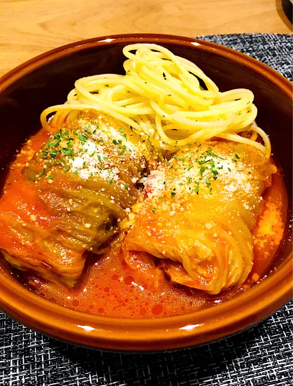 寒い夜だから〜ぁ♪♪♪                                    豆腐と糀甘酒入りロール白菜のトマト煮✨|ミッチ☆ママさん