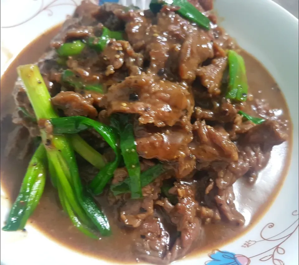 Black Pepper Beef stir fry|🌷lynnlicious🌷さん