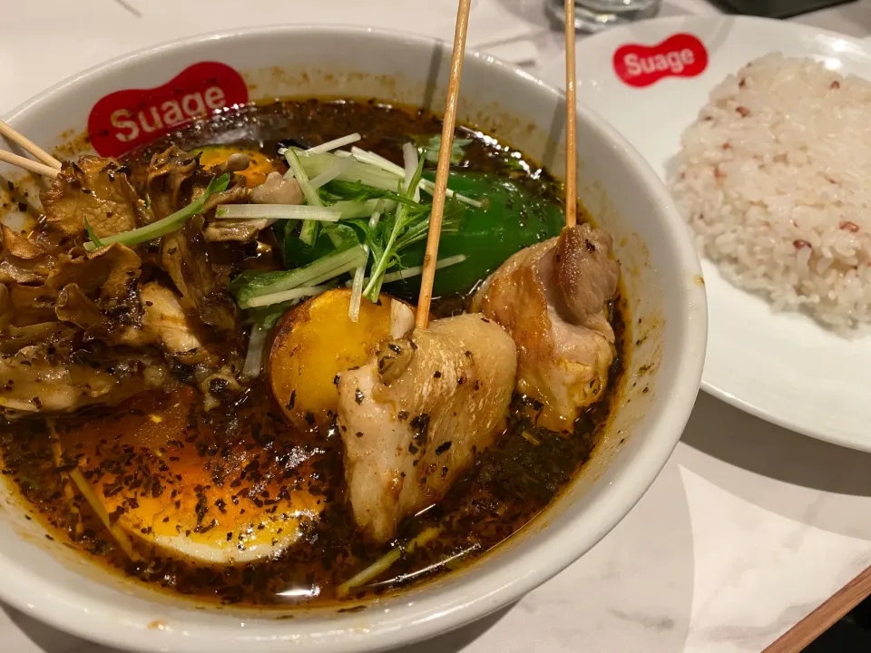 Snapdishの料理写真:パリパリ知床鷄と野菜カレー|LiNxさん