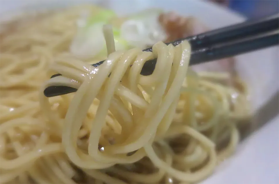 麺はストレート細麺@ラーメン伊藤　赤羽|Mickeeさん