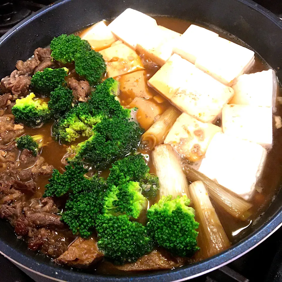 今朝の朝食　豆腐とブロッコリー鍋|通風じいさんと糖尿ばあさんの食卓さん