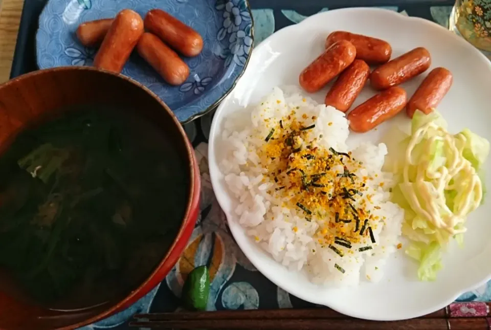 Snapdishの料理写真:お昼ごはん☀️|しまだ ちえこさん