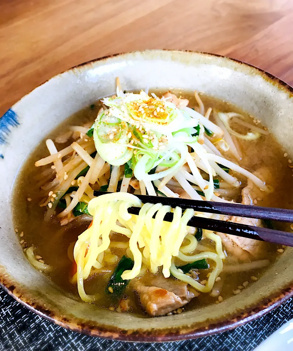 今日のお家で次女っちと二人ランチは               熱々味噌ラーメン✨|ミッチ☆ママさん