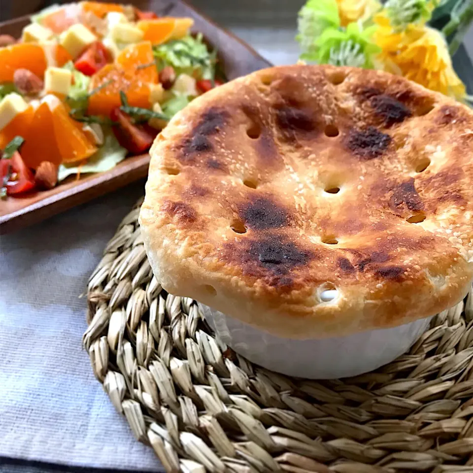 ポットパイ🥧🍴✨ 寒い日に、熱々のポットパイで暖まりませんか☺️❓|めぐぐさん