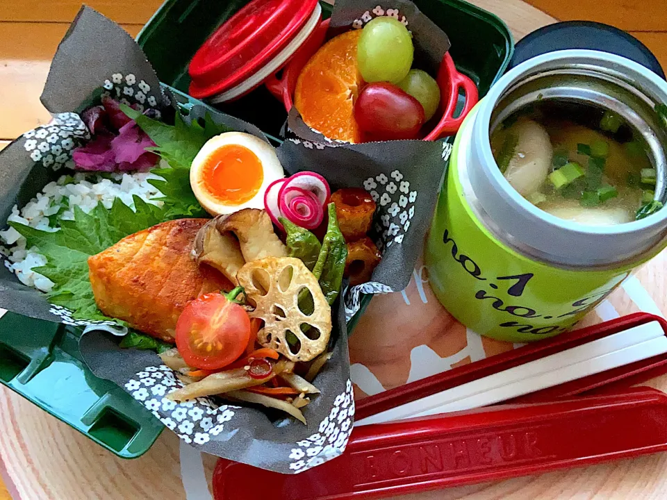 かじきまぐろの味噌焼き弁当（水餃子のスープ付）🍱|Naoさん