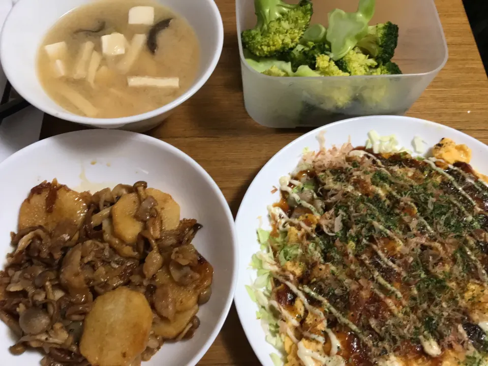 Snapdishの料理写真:糖質制限の夕飯　小麦粉を使わないお好み焼き|ari526msxさん