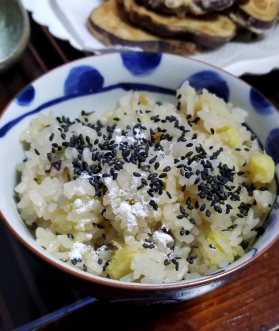 Snapdishの料理写真:奥様料理でさつまいも🍠ご飯🍚🍴☺️|dai.noriさん