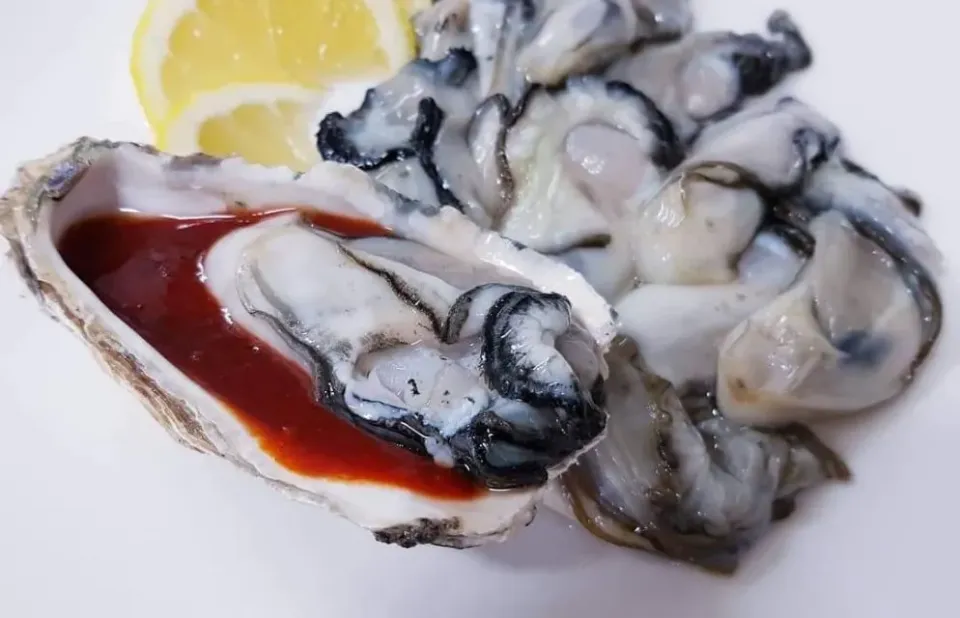 Snapdishの料理写真:fresh oysters|steven z.y.さん