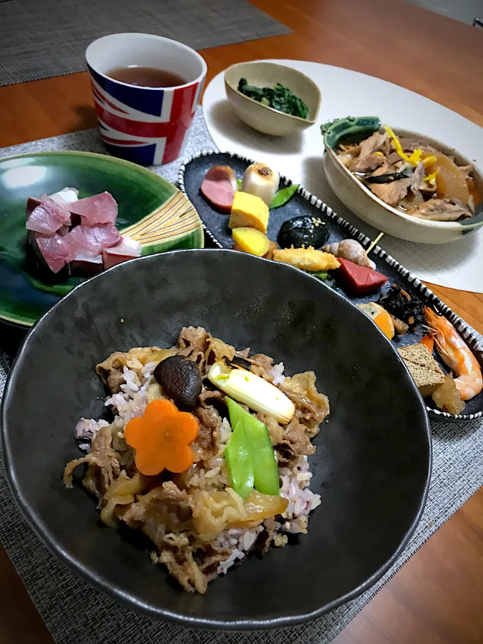 ぶり大根・すき焼き丼の宴|なお🅿️さん