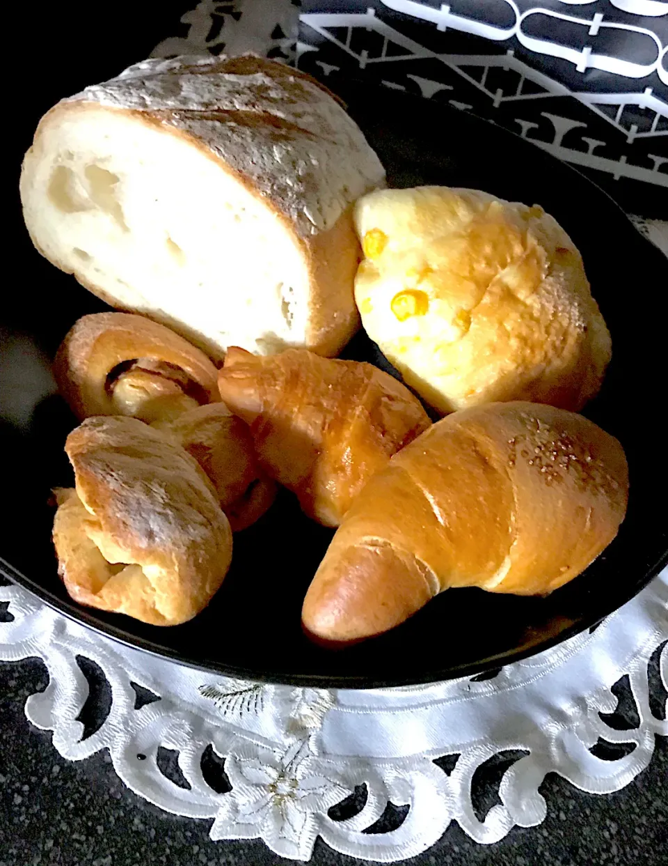 FAUCHONのパン盛合せ🍞🥐🥖|シュトママさん