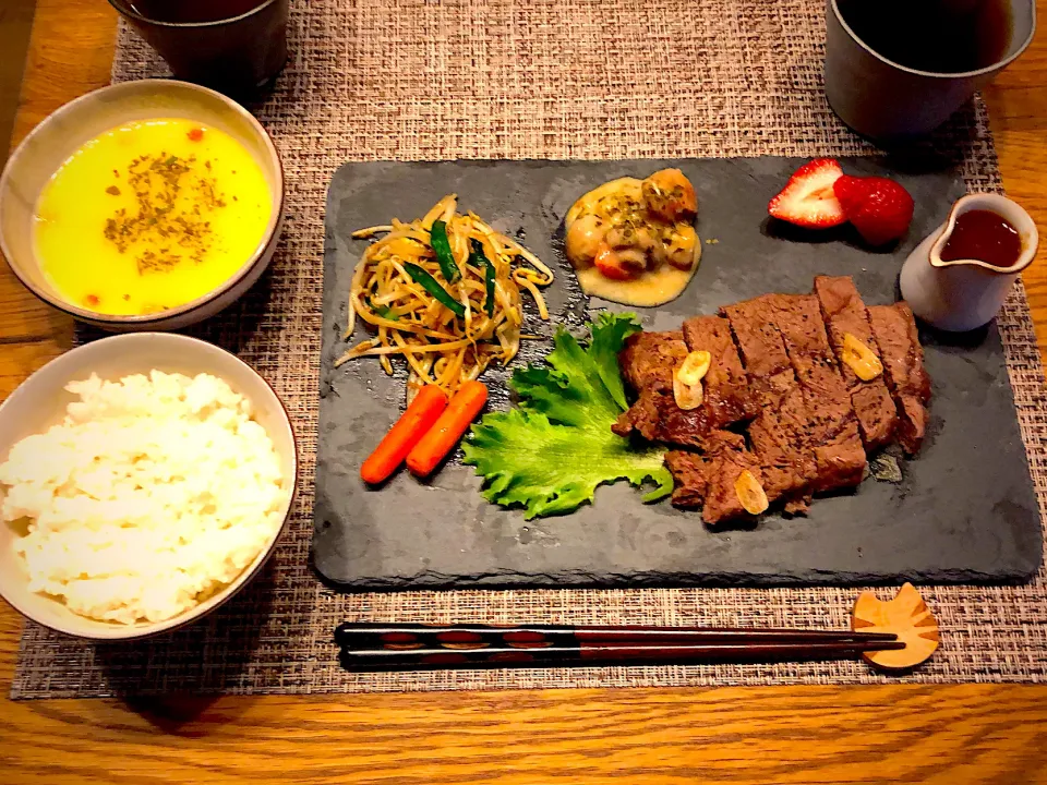 今日はステーキごはん|ヒヨリ飯さん