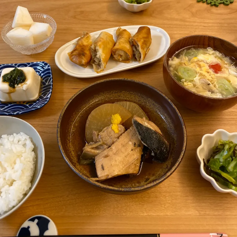 Snapdishの料理写真:古尾谷りかこさんの料理 肉じゃが春巻き|non0619さん