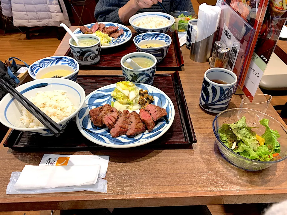 牛タン定食😊|大塚麻美さん