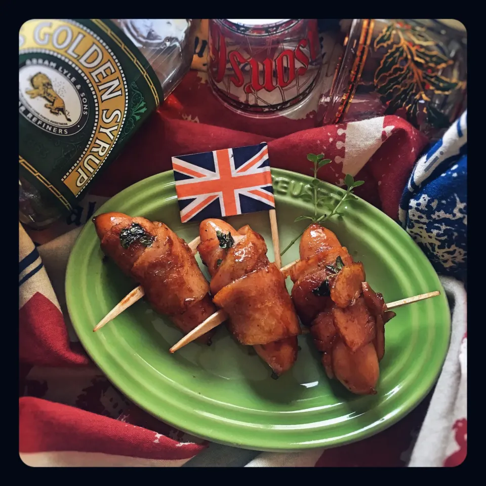 Pigs in blankets 🐷 毛布に包まれた豚🇬🇧|izoomさん