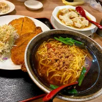 Snapdishの料理写真:Ramen Set|Mixesさん