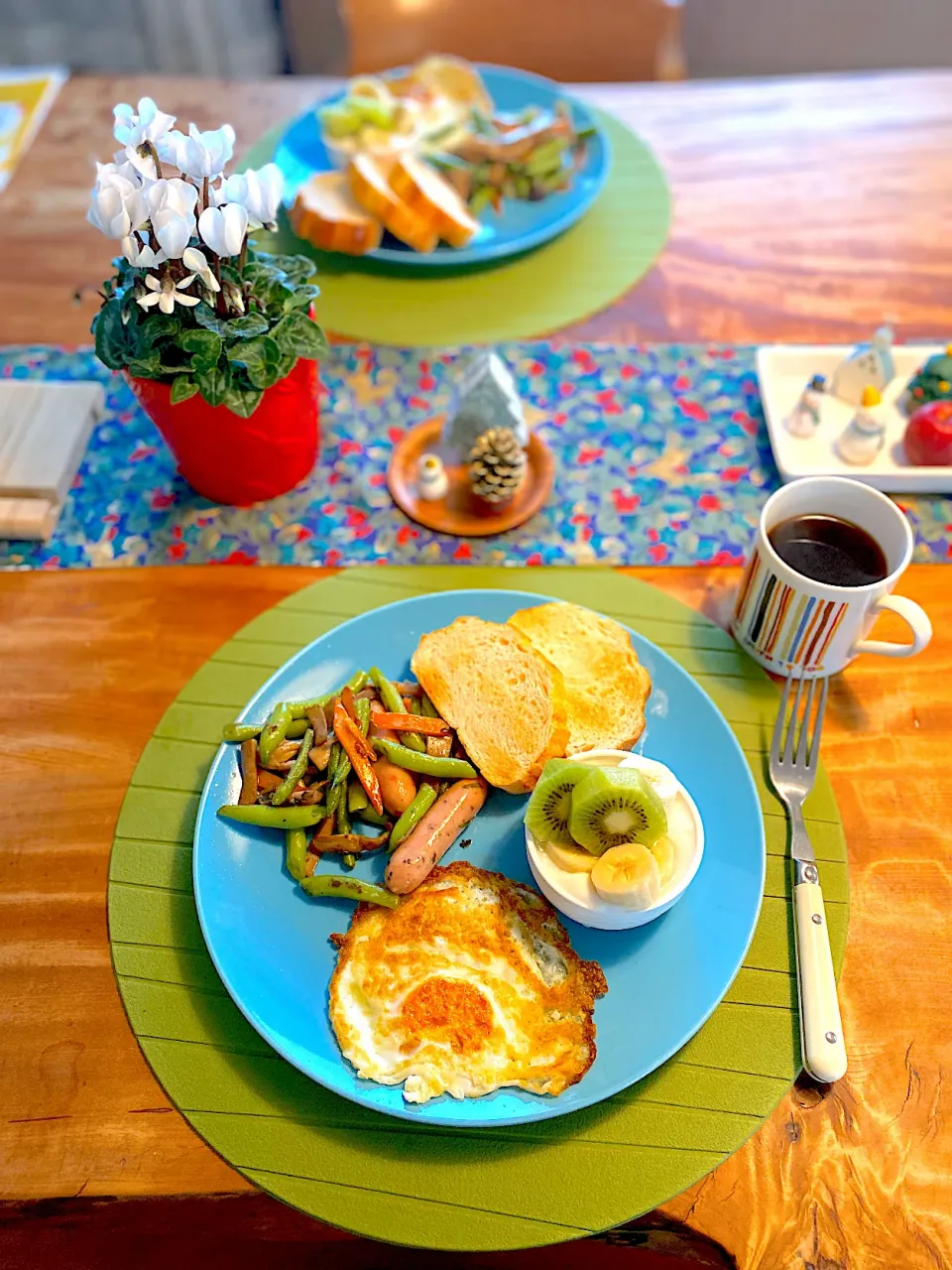 ローゼルさんちの朝ごはん　2019・12・15|ローゼルさん