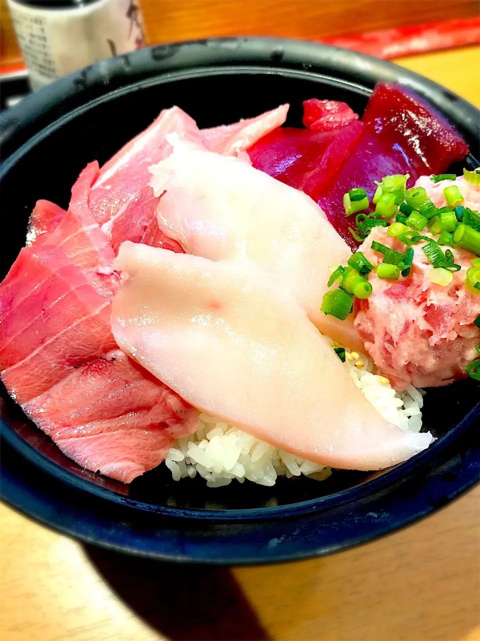 四種のマグロ丼|あるじさん