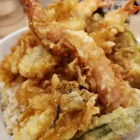 Snapdishの料理写真:ズワイと牡蠣の天丼|海歩人さん