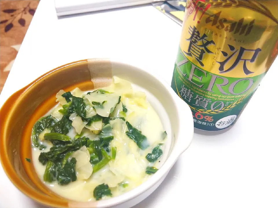 今日の乾杯😋❤
きゃべつとほうれん草のミルク煮😋|かおさん