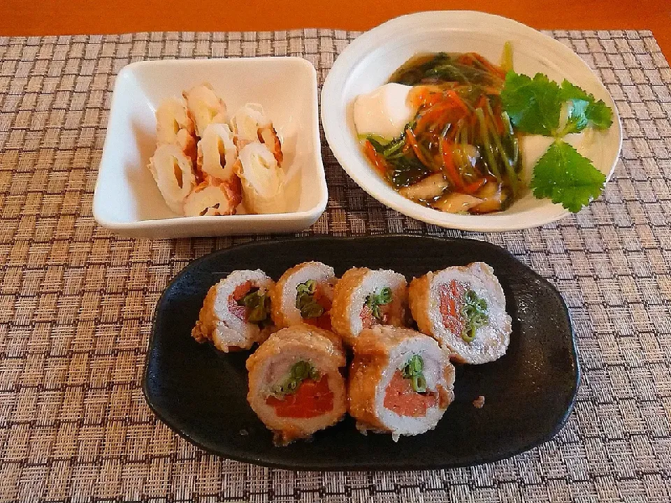 ☆豚ロースの野菜巻き煮
☆あんかけ豆腐
☆チーズinちくわ焼き🍺|chikakoさん