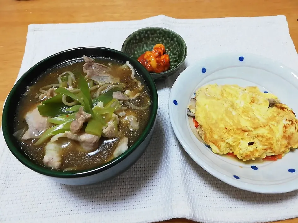 カレー南蛮そば、切り干し大根のオムレツ|こっちゃんさん