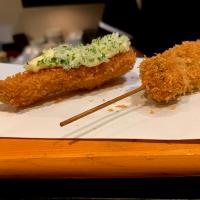 海老とスモークチーズの串揚げ