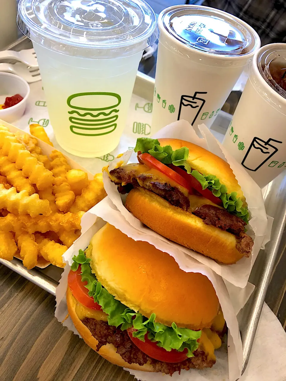 Shake shack ハンバーガー|rino8418さん