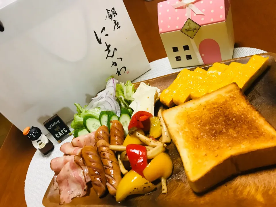 Snapdishの料理写真:ワンプレートごパン🍞|バシュランさん