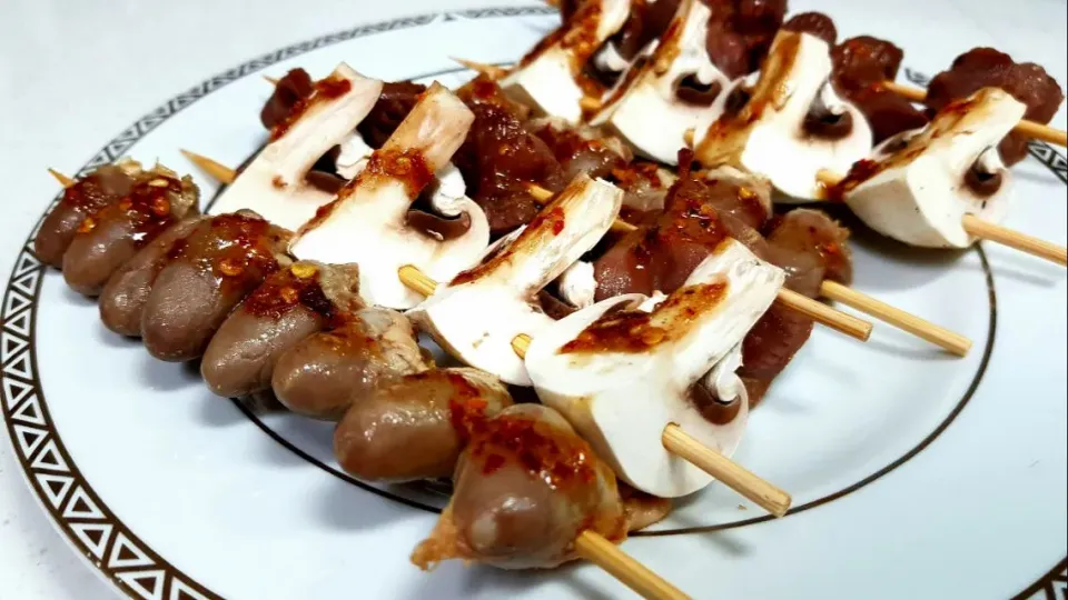 Snapdishの料理写真:beer food - grilled chicken gizzards and hearts|steven z.y.さん