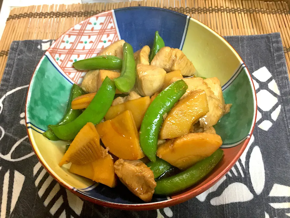 鶏肉とタケノコの煮物|🖤yukari🖤さん