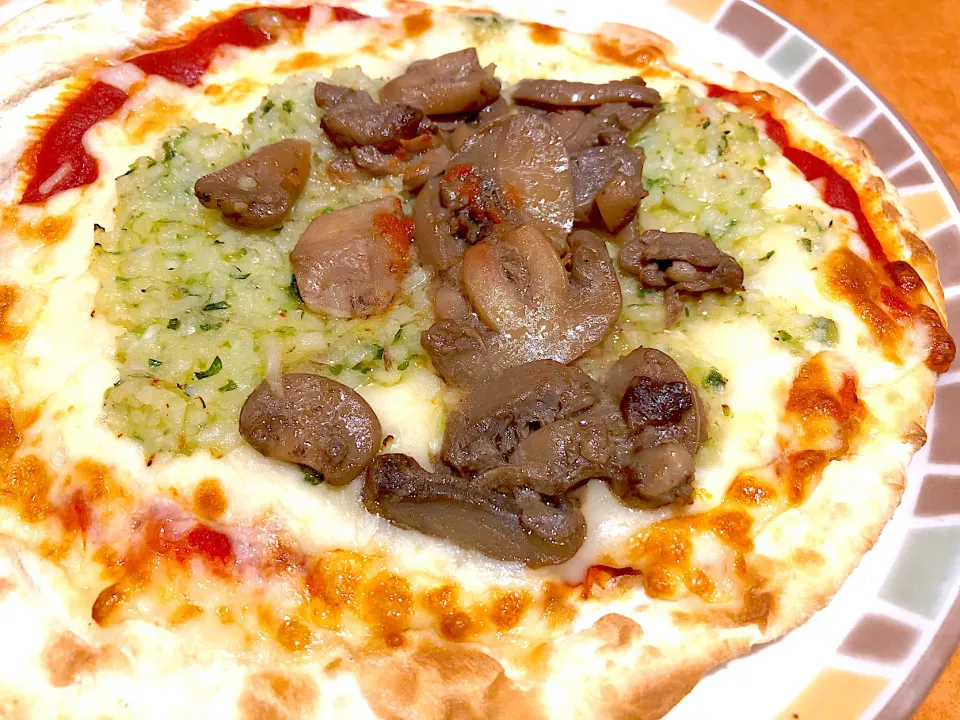 野菜ときのこのピザ🍕PIZZA with Mushroom & Vegetable Salsa|ゆうじ.さん