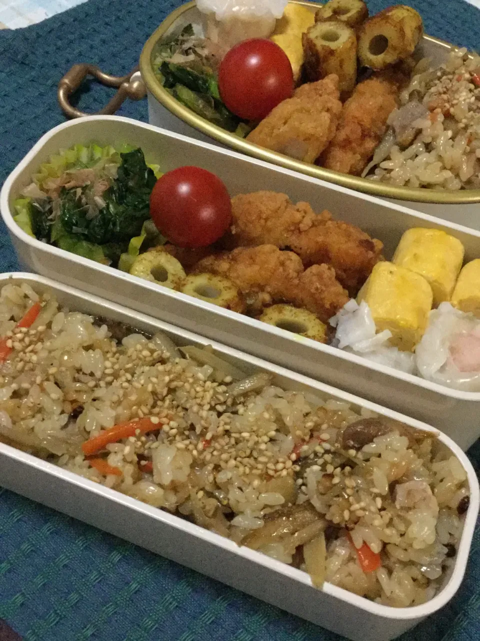 Snapdishの料理写真:娘たちのお弁当！次女こ社会科見学らしい。|yukoさん