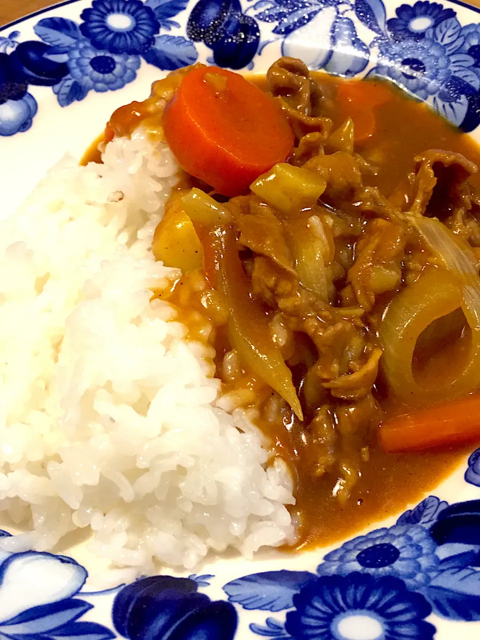 二男のおうちカレー|ごはんできたよ〜さん